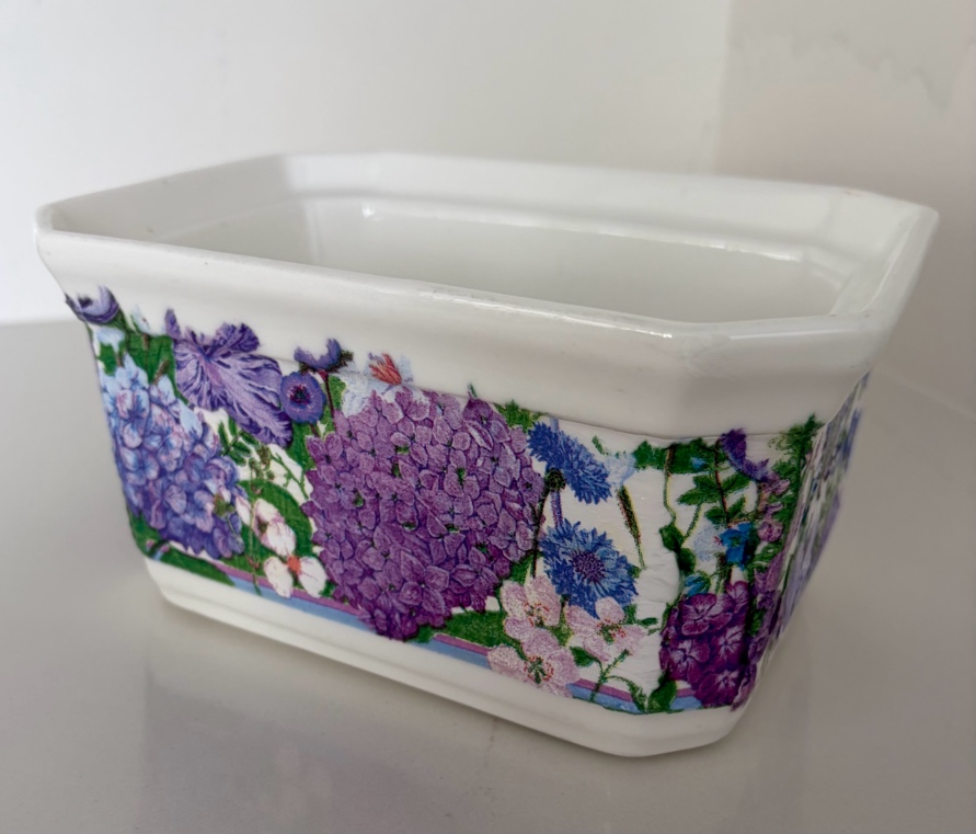 Purple rectangular dish